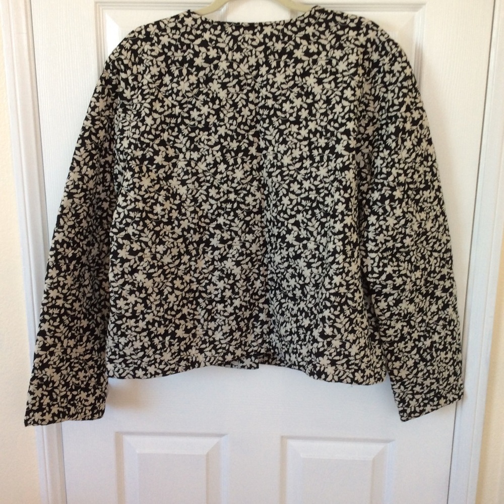 J.Jill Quilted Floral Jacket size L - Picture 4 of 8